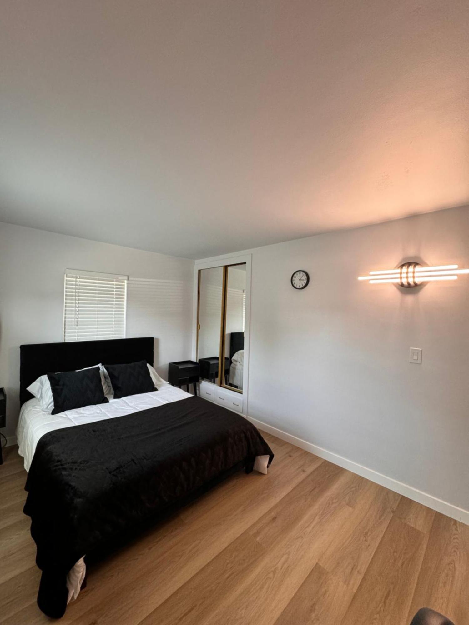 Modern 2br Stylish & Cozy Unit Couette-café Los Angeles