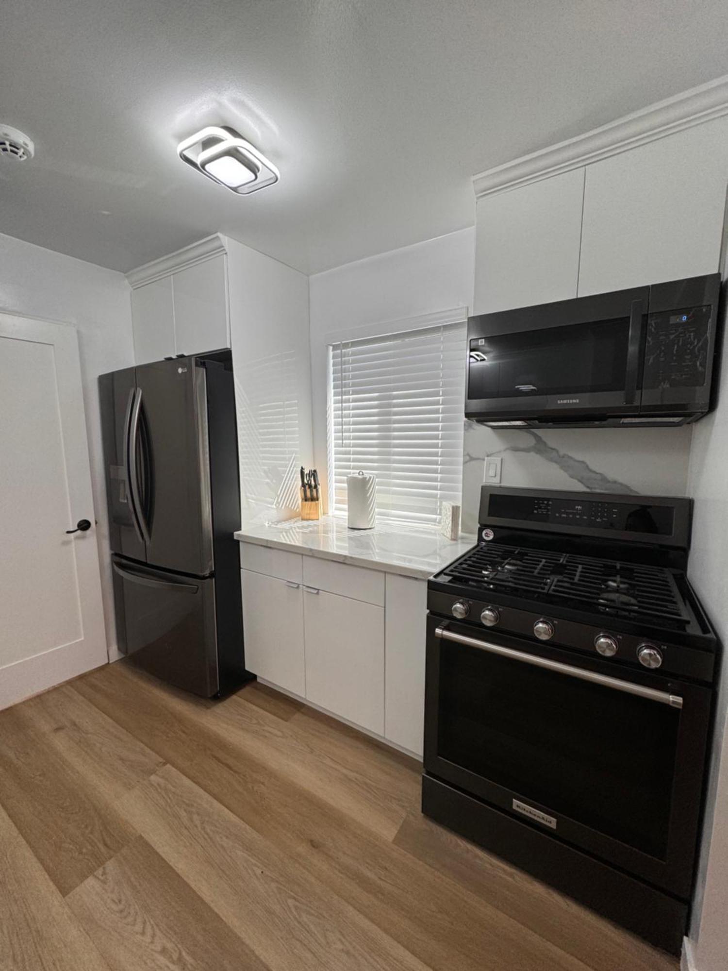 Couette-café Modern 2br Stylish & Cozy Unit
